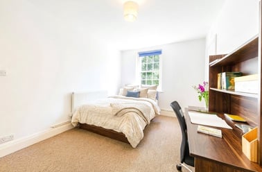 St. Michaels Hill, Kingsdown, Bristol - Image 3