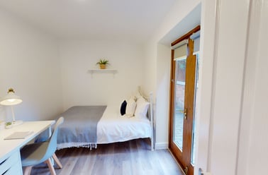 Cottesmore Road, Lenton, Nottingham - Image 2