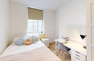 Denmark Street, City Centre, Bristol - Image 3