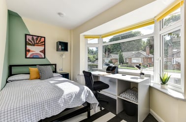 Heath Hill Avenue, Bevendean, Brighton - Image 2