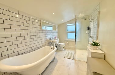 Claremont Road, Hornchurch, London - Image 3