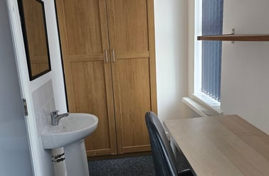 Moseley Road, Fallowfield, Manchester - Image 3