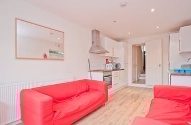 Elcot Avenue, Peckham, London - Image 2