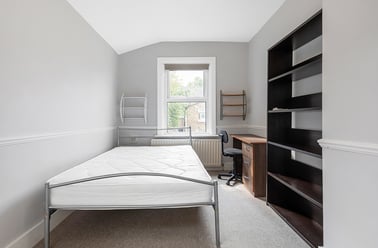 Kincaid Road, Peckham, London - Image 2