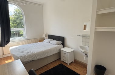 Parsonage Road, Withington, Manchester - Image 3
