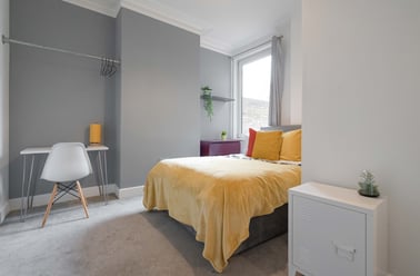 Darlington Road, Southsea, Portsmouth - Image 2