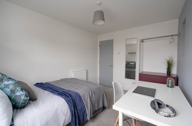 Darlington Road, Southsea, Portsmouth - Image 3