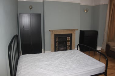 Wellington Hill, Horfield, Bristol - Image 3