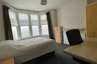 Longmead Avenue, Ashley Down, Bristol - Image 3