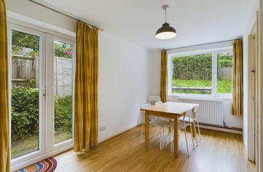 Colbourne Avenue, Moulsecoomb, Brighton - Image 2