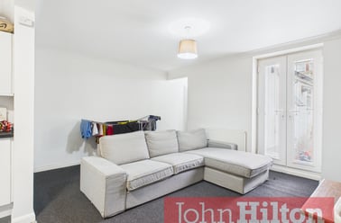 Pevensey Road, Elm Grove, Brighton - Image 2