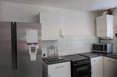 Wallace Avenue, Victoria Park, Manchester - Image 3