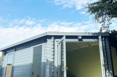 Hillside, Bevendean, Brighton - Image 3