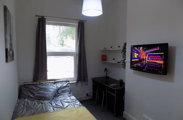 Cheviot street, Near university, Preston - Image 2