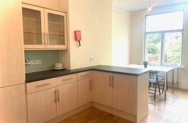 Beech grove - F, Fallowfield, Manchester - Image 2