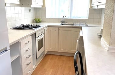 Leighbrook Road - B, Fallowfield, Manchester - Image 2