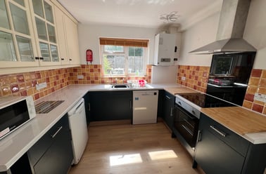 Park road, Mount pleasant, Exeter - Image 2