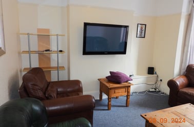 Culverland Road, Pennsylvania, Exeter - Image 2