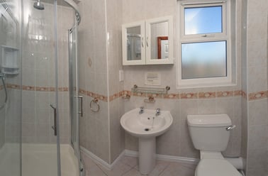 Dickenson Road, Rusholme, Manchester - Image 3