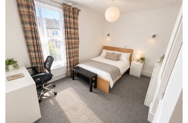 Percy Road, Southsea, Portsmouth - Image 3