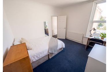 Francis Avenue, Southsea, Portsmouth - Image 2