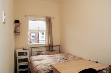 Lowestoft Street, Rusholme, Manchester - Image 3