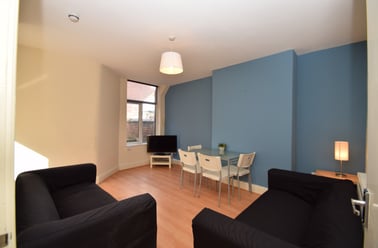 Platt Lane, Rusholme, Manchester - Image 3