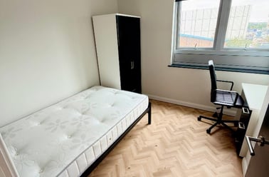 17 Arundel Gate, City centre, Sheffield - Image 2