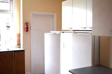 Linden Grove, Fallowfield, Manchester - Image 3