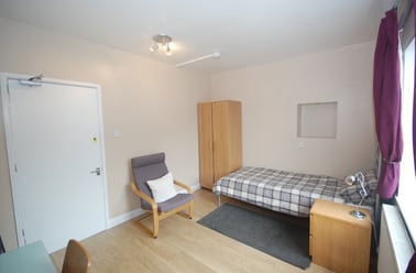 Broomhouse Street South, Wester Hailes, Edinburgh - Image 2