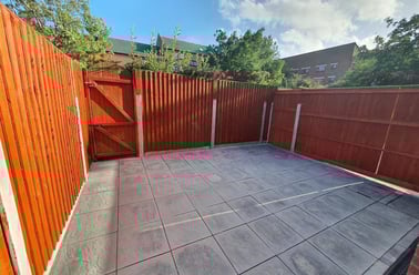 Cahir Street, Isle of Dogs, London - Image 2