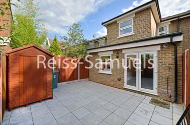 Lockesfield Place, Isle of Dogs, London - Image 2