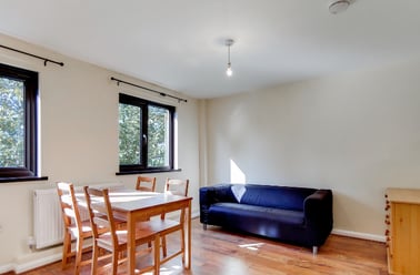 Oxley Close, Bermondsey, London - Image 2