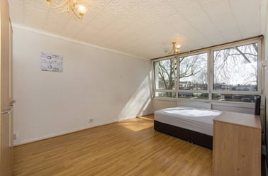 Lorrimore Square, Kennington, London - Image 2