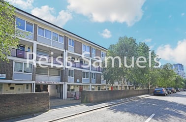 Bath Terrace, Elephant & Castle, London - Image 2