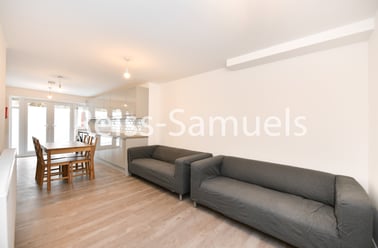 Lockesfield Place, Isle of Dogs, London - Image 2