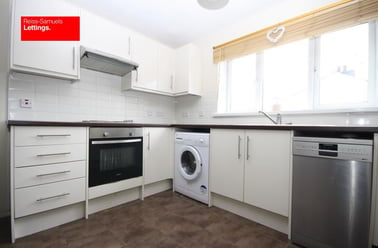 Ambassador Square, Isle of Dogs, London - Image 2