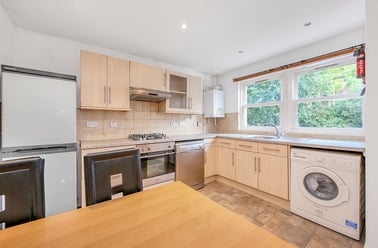 Lockesfield Place, Isle of Dogs, London - Image 3