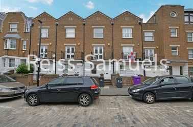 Ferry Street, Isle of Dogs, London - Image 3