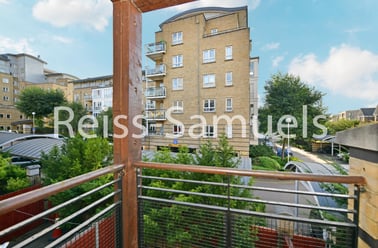 Ferry Street, Isle of Dogs, London - Image 2