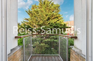 Westferry Road, Isle of Dogs, London - Image 2