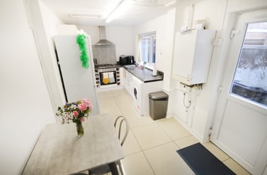 Langton Street, Charlestown, Salford - Image 2