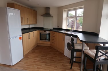 Capstone Road, Charminster, Bournemouth - Image 3