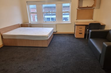 London Road, City Centre, Leicester - Image 2