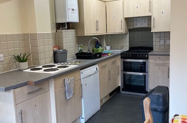 Mount Pleasant Road, Mount Pleasant , Exeter - Image 2