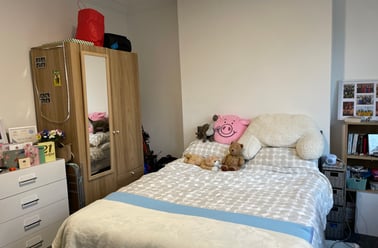 Derby Road, Lenton, Nottingham - Image 3