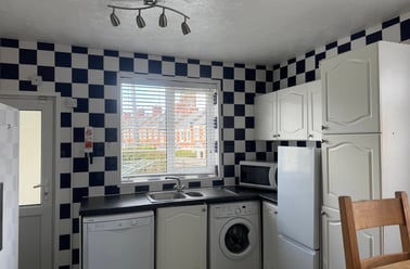 Park Road, Mount pleasant, Exeter - Image 3