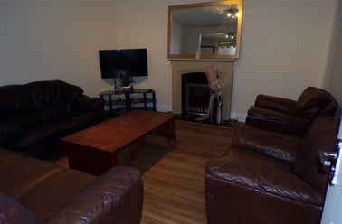 Mauldeth Road, Fallowfield, Manchester - Image 2