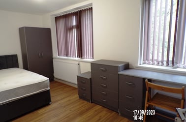 School Grove Withington, Fallowfield, Manchester - Image 2