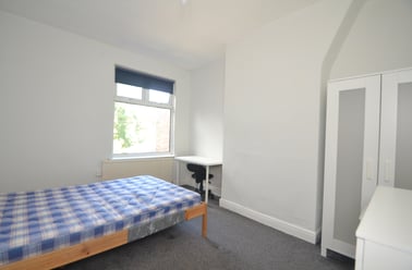 Langdale Road, Victoria Park, Manchester - Image 2